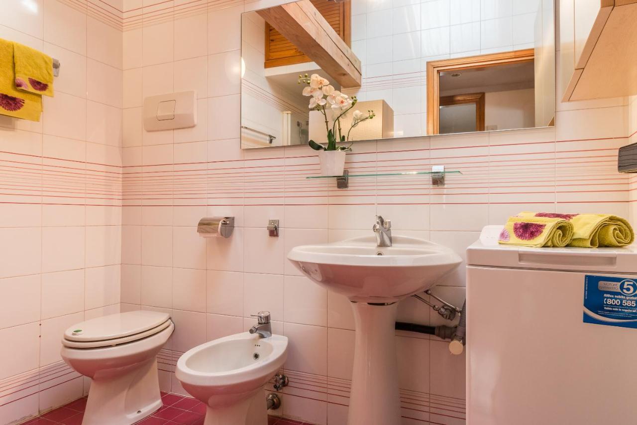 Ca' Ludovica @rialtobridge Apartamento *